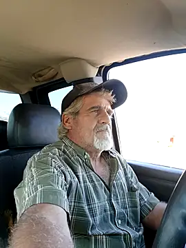 TTolbert online show from December 6, 7:01 pm