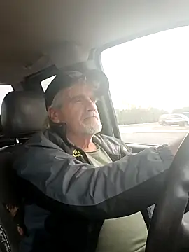 TTolbert online show from January 25, 3:41 pm