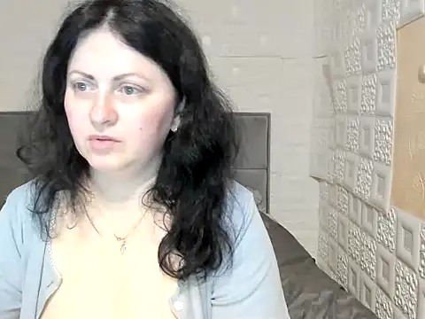 Snapshot of Lillian2 chatting on March 16, 6:09 am Lillian2 online show from March 16, 6:09 am