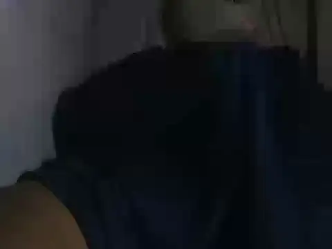 Snapshot of maxstelll chatting on February 26, 4:44 am maxstelll online show from February 26, 4:44 am