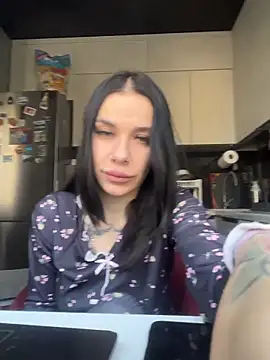 Queen of pain online show from March 10, 6:51 am