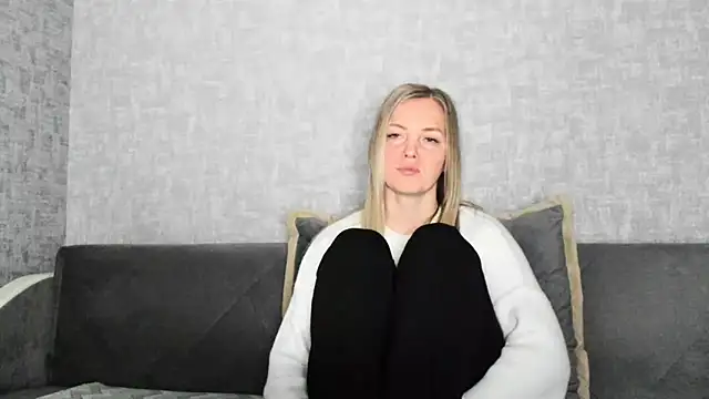 Snapshot of iam_Venus chatting on April 30, 8:57 pm iam Venus online show from April 30, 8:57 pm