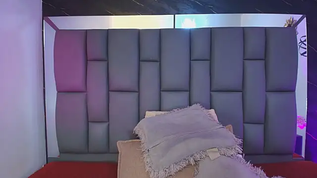  MiaBrown  online show from February 14, 12:13 pm