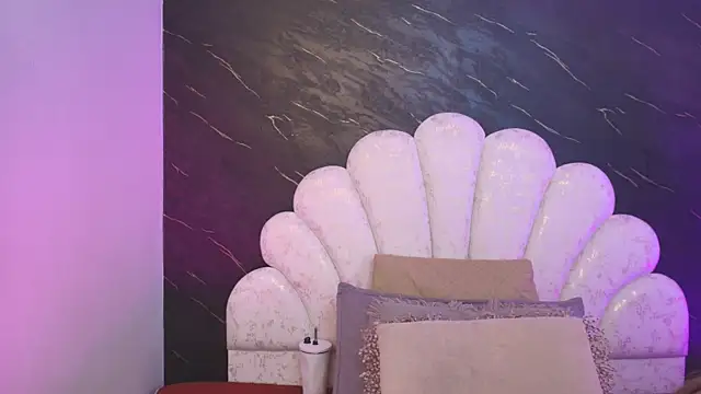  MiaBrown  online show from April 1, 1:41 pm