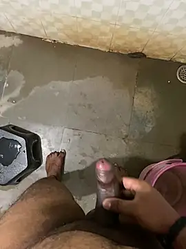 Snapshot of Honeydick7 chatting on February 13, 9:09 am Honeydick7 online show from February 13, 9:09 am