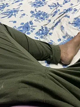 Snapshot of Honeydick7 chatting on February 16, 2:00 pm Honeydick7 online show from February 16, 2:00 pm