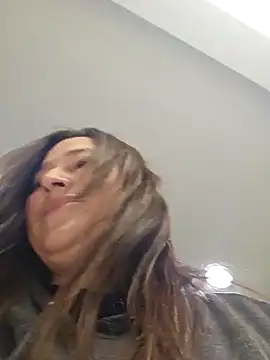 Snapshot of angelbaby1998 chatting on January 5, 7:17 pm angelbaby1998 online show from January 5, 7:17 pm