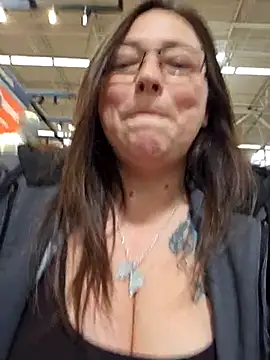 Snapshot of angelbaby1998 chatting on March 5, 7:17 pm angelbaby1998 online show from March 5, 7:17 pm