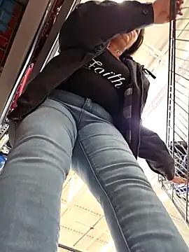 Snapshot of angelbaby1998 chatting on March 20, 4:09 pm angelbaby1998 online show from March 20, 4:09 pm