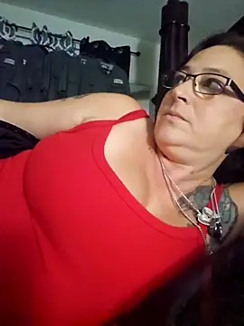 Snapshot of angelbaby1998 chatting on September 23, 5:10 am angelbaby1998 online show from September 23, 5:10 am