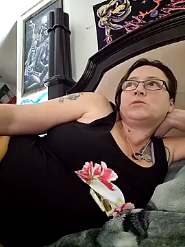 angelbaby1998 online show from February 4, 8:03 pm