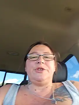 angelbaby1998 online show from March 11, 7:09 pm