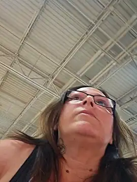 angelbaby1998 online show from April 11, 12:37 am