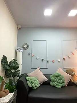 Nicollemays online show from February 17, 12:05 pm