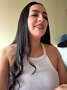 Nicollemays online show from October 8, 2:25 pm