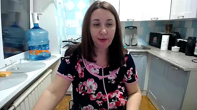 DonnaMagdalena online show from January 19, 3:42 pm