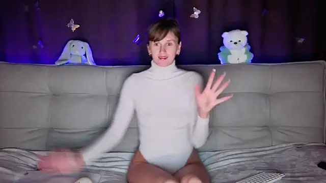 Snapshot of intolerable_girl chatting on November 20, 7:46 pm intolerable girl online show from November 20, 7:46 pm