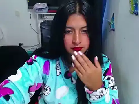 Snapshot of Yunhot_ chatting on February 15, 8:33 pm Yunhot  online show from February 15, 8:33 pm