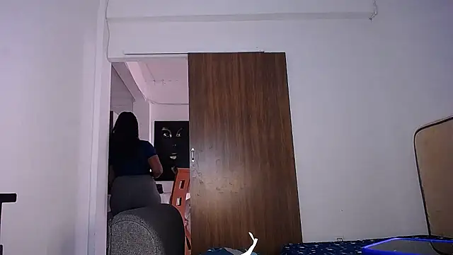 yselahot online show from January 16, 2:21 pm