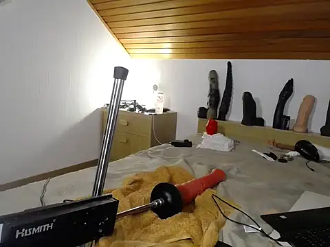 Snapshot of natjuk chatting on February 12, 5:30 pm natjuk online show from February 12, 5:30 pm