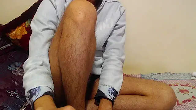 Snapshot of Alexdelarge323 chatting on March 6, 5:43 pm Alexdelarge323 online show from March 6, 5:43 pm