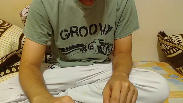 Snapshot of Alexdelarge323 chatting on September 22, 11:23 am Alexdelarge323 online show from September 22, 11:23 am