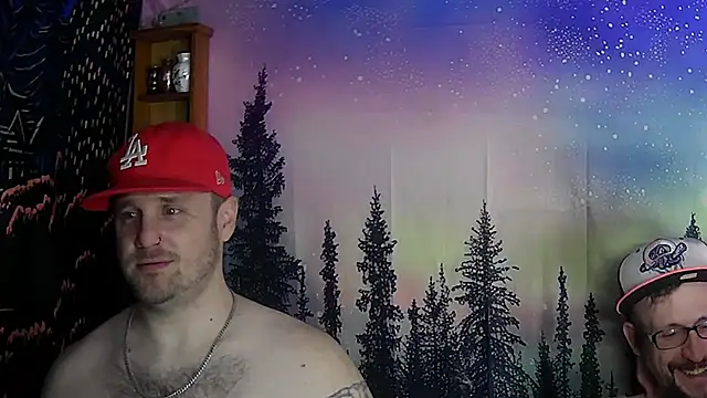 Snapshot of BlueEyedGuyPNW chatting on February 13, 9:41 am BlueEyedGuyPNW online show from February 13, 9:41 am