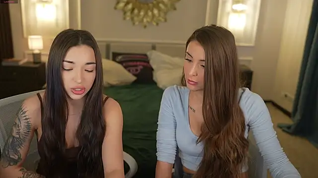 Jasmine Flow online show from February 26, 11:42 am