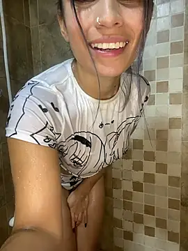 Tiffanysurez  online show from February 22, 1:51 am