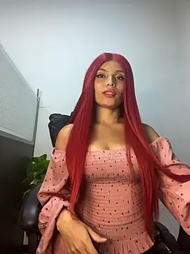 Snapshot of Tiffanysurez_ chatting on June 30, 11:28 pm Tiffanysurez online show from June 30, 11:28 pm