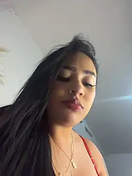 Snapshot of Luisa_Fernandaa chatting on June 11, 3:04 am Luisa Fernandaa online show from June 11, 3:04 am