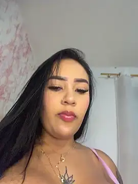 Snapshot of Luisa_Fernandaa chatting on June 13, 3:04 am Luisa Fernandaa online show from June 13, 3:04 am