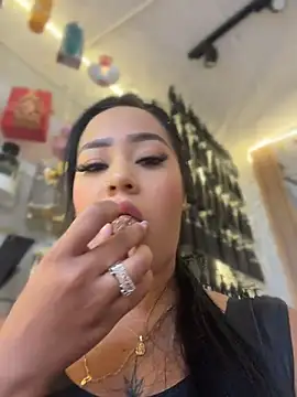 Snapshot of Luisa_Fernandaa chatting on July 12, 4:09 pm Luisa Fernandaa online show from July 12, 4:09 pm