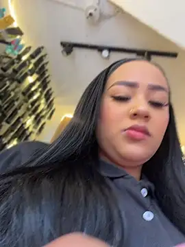 Snapshot of Luisa_Fernandaa chatting on July 26, 4:14 pm Luisa Fernandaa online show from July 26, 4:14 pm