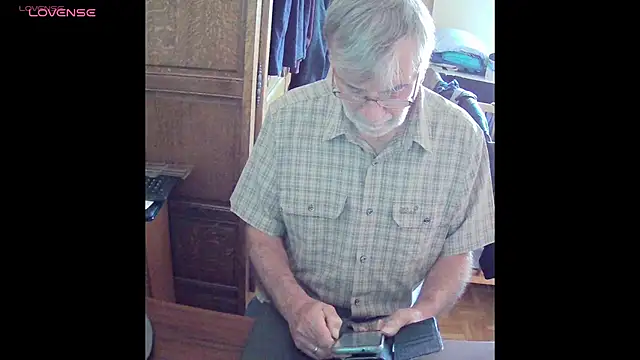 Snapshot of terrybare chatting on June 16, 3:58 pm terrybare online show from June 16, 3:58 pm