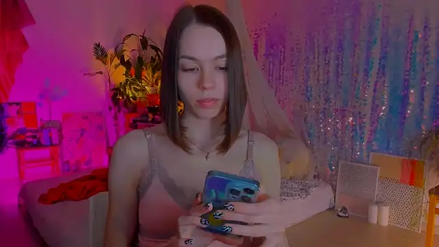 poli   online show from March 12, 10:28 pm