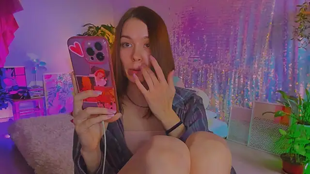 poli   online show from April 15, 4:14 pm