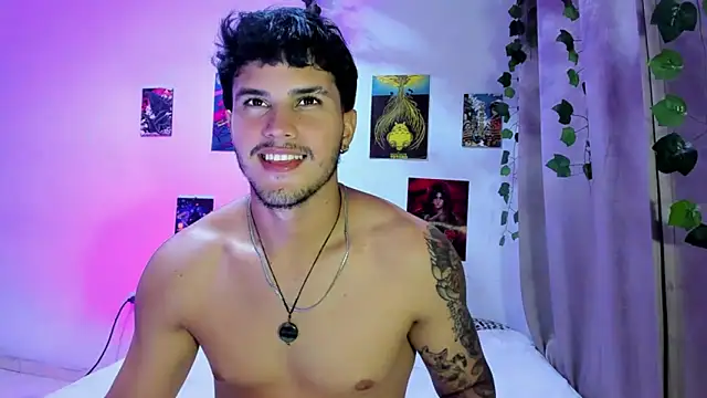 Nekoboy01 online show from December 30, 5:04 am