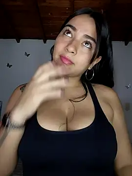 Snapshot of alison_villalobo chatting on June 17, 7:04 pm alison villalobo online show from June 17, 7:04 pm