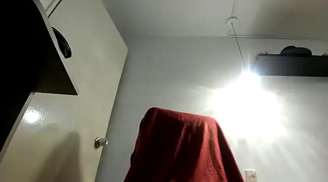 Snapshot of hathor01_ chatting on January 17, 6:33 pm hathor01 online show from January 17, 6:33 pm
