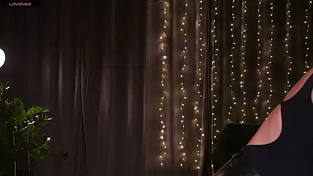 Elice Dream online show from March 25, 8:04 pm