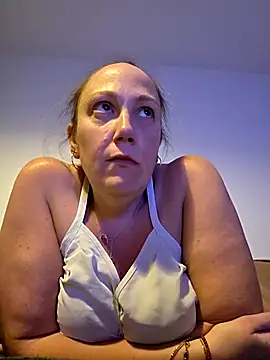 Wisie Cutie online show from March 28, 10:53 pm