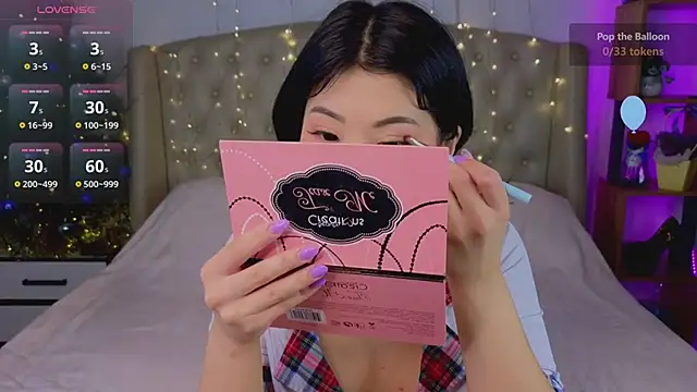 Snapshot of Wendy__Hills chatting on January 9, 12:41 pm Wendy Hills online show from January 9, 12:41 pm