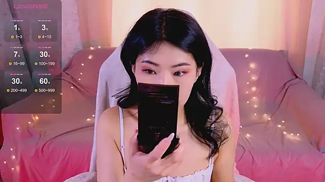 Wendy  Hills online show from February 2, 5:39 am