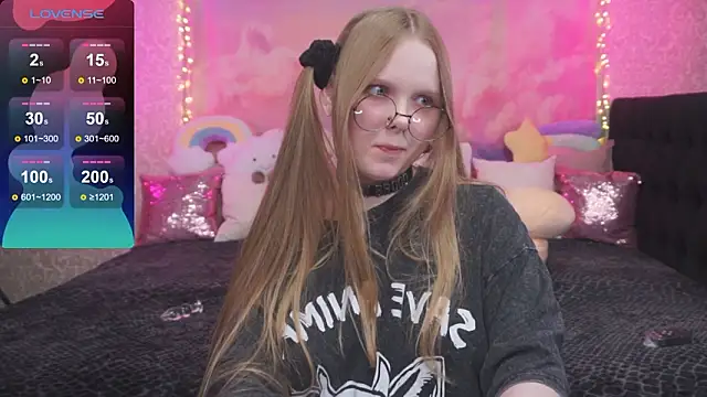 minx g1rl online show from February 8, 10:51 am