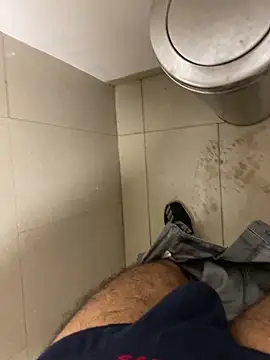 Snapshot of par_0111 chatting on April 29, 5:33 am par 0111 online show from April 29, 5:33 am