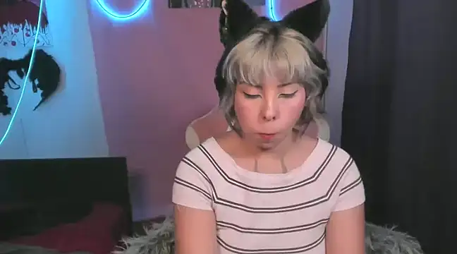 Snapshot of Diosagata chatting on December 20, 3:03 am Diosagata online show from December 20, 3:03 am