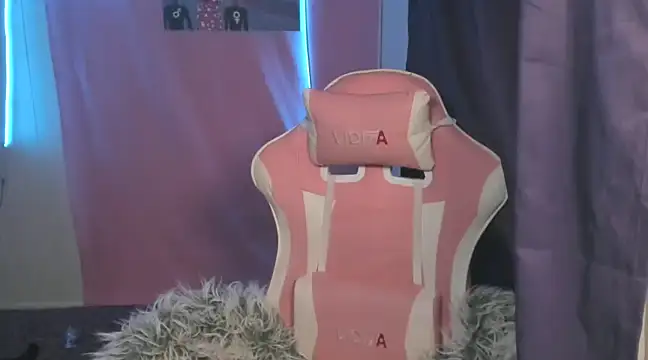 Snapshot of Diosagata chatting on December 24, 3:49 am Diosagata online show from December 24, 3:49 am