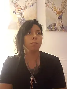 Snapshot of Diosagata chatting on November 17, 11:32 pm Diosagata online show from November 17, 11:32 pm