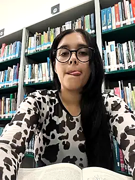 Annya-sweet online show from March 18, 3:04 pm